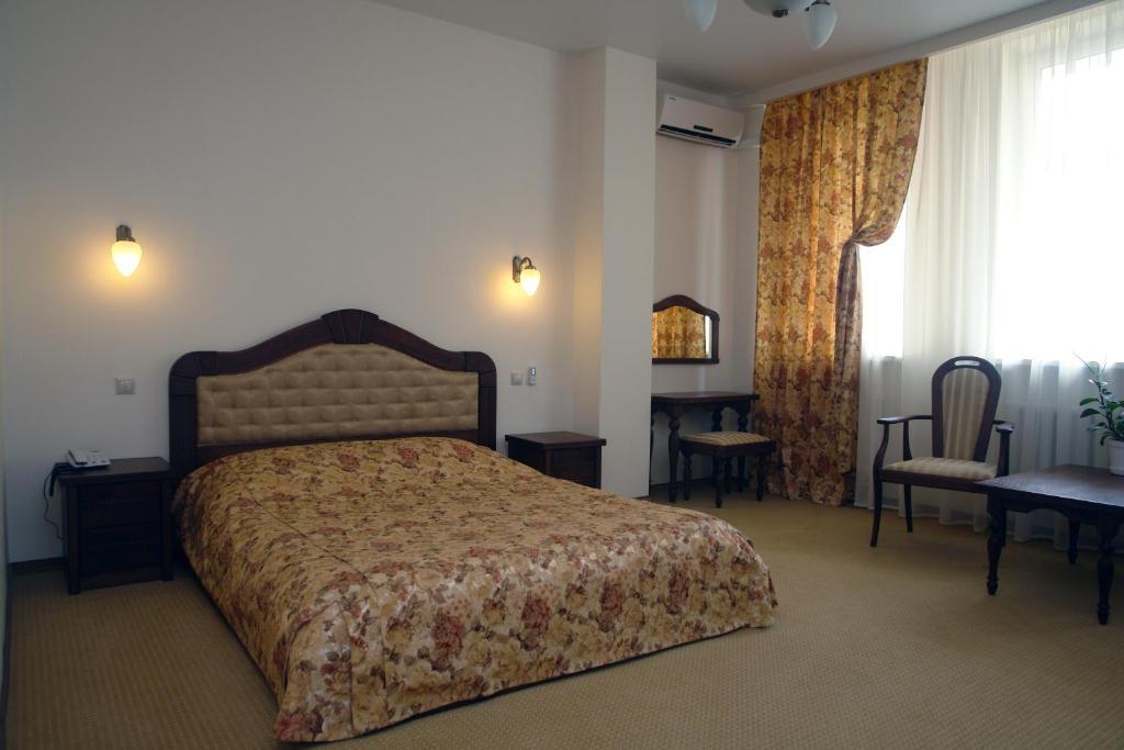 Pushkinskaya Millenium Hotel Rostov-on-Don Phòng bức ảnh